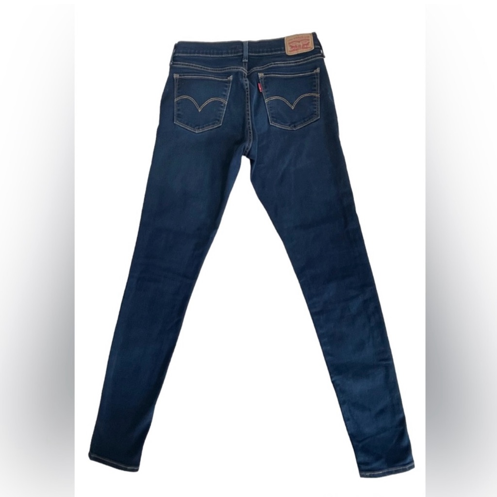 Levis 710 Jeans